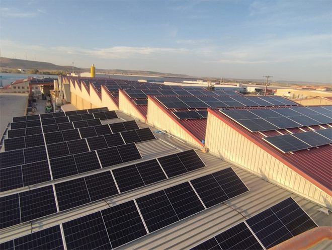 ESG acaba de anunciar la reciente instalación de 462 placas solares para autoconsumo.