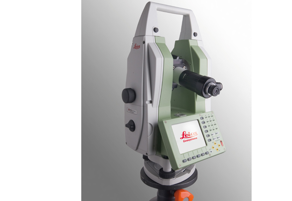 Hexagon Metrology presenta el teodolito industrial Leica TM6100A