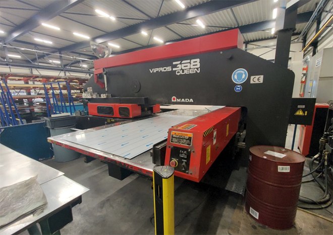 GINDUMAC: oferta especial AMADA Vipros 368 Queen (2004)