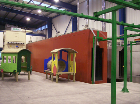 Geinsa: Línea de tratamiento y pintura para mobiliario urbano y equipamiento deportivo